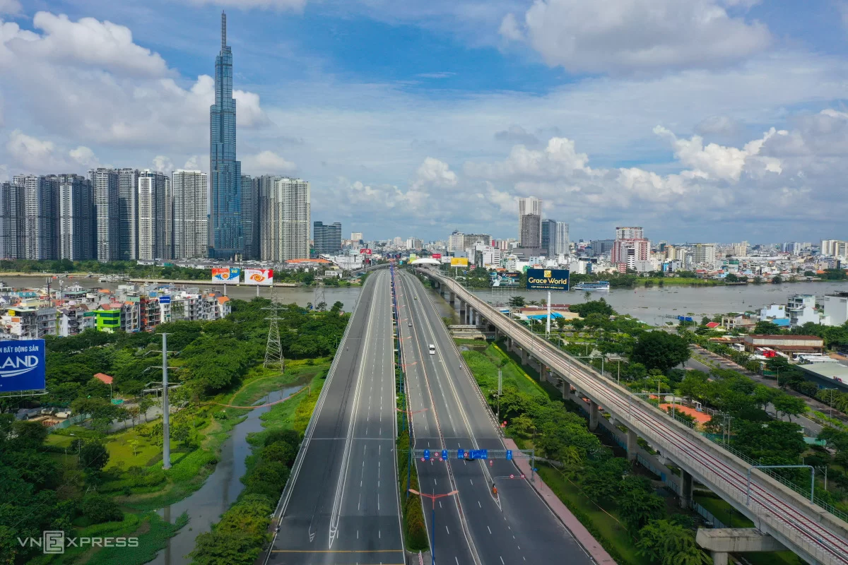 Ăn gì, Chơi gì, Ở đâu Sài Gòn tháng 12 - Tất tần tật trong Cẩm nang du lịch Sài Gòn 2023 từ A-Z