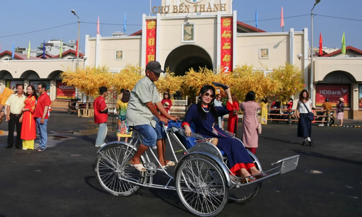 Tour Tết trong nước bị 'quay lưng' vì giá vé máy bay cao